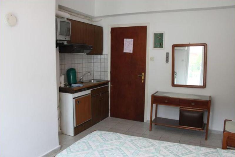 Ballas Apartments Agia Efimia Quarto foto
